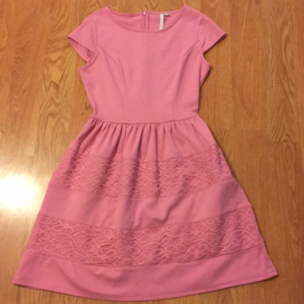 Pink fitted dress